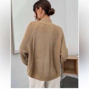 Cherfly New With Tags Mock Neck‎ Reglan Sleeve Sweater. 100% Acrylic Size XL